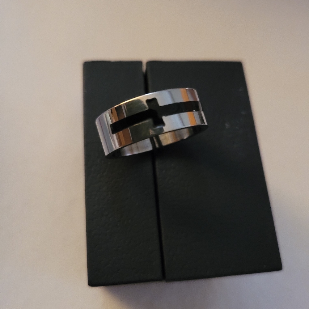 Men's Ring - Picture 3 of 5
